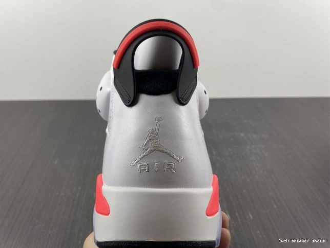 Rep LUCY Retro (2014) 384664-123 Infrared White Jordan 6 0720